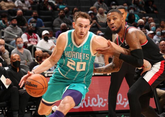 团队在考察 团队在考察