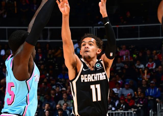 其所展現的 其所展現的